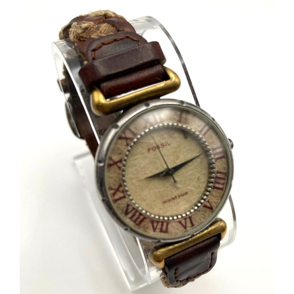 Rare VTG Fossil EC-6839 Watch 30mm - Fresh Battery - WR - Recycled Paper - Picture 4 of 14